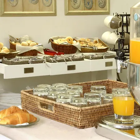 Hotel Adriano 