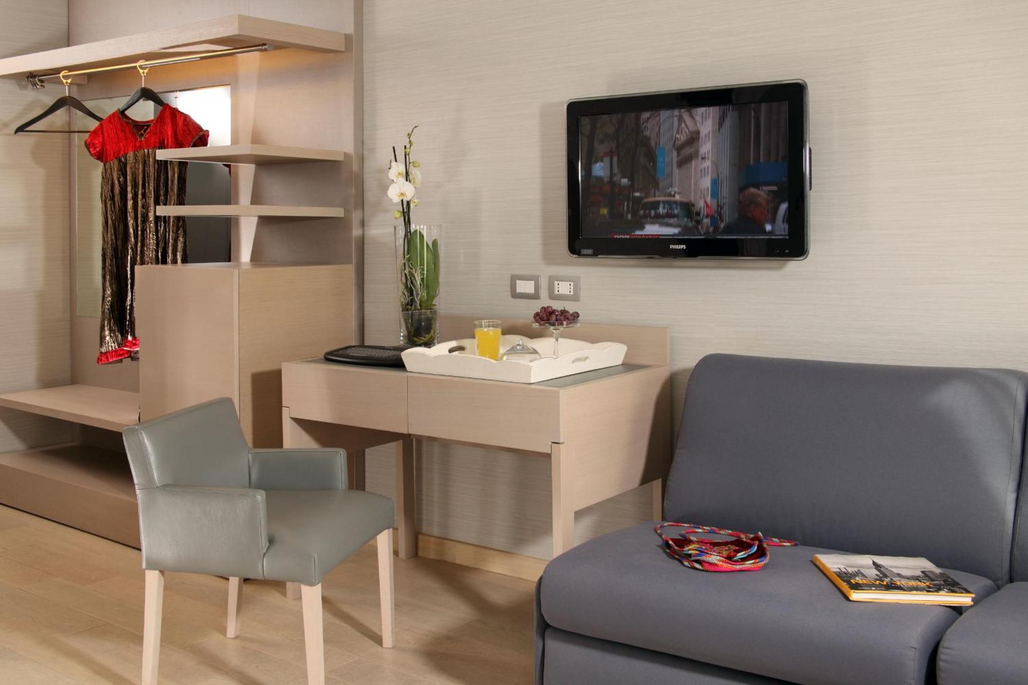 Hotel Adriano Rooftop 3*