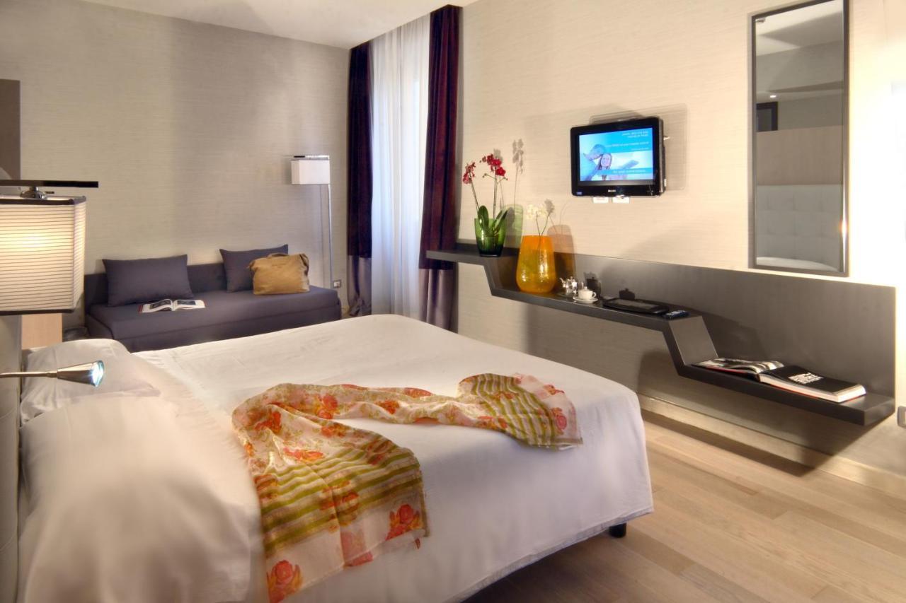 Adriano Rooftop 3*